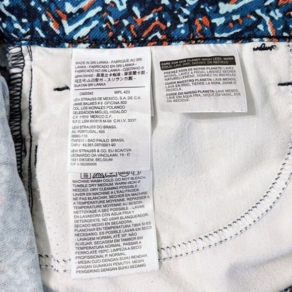 Levi’s Womens Jean Shorts Size 10 W30 Multicolored Low Rise‎ Raw Hem Cut Offs - Picture 9 of 11